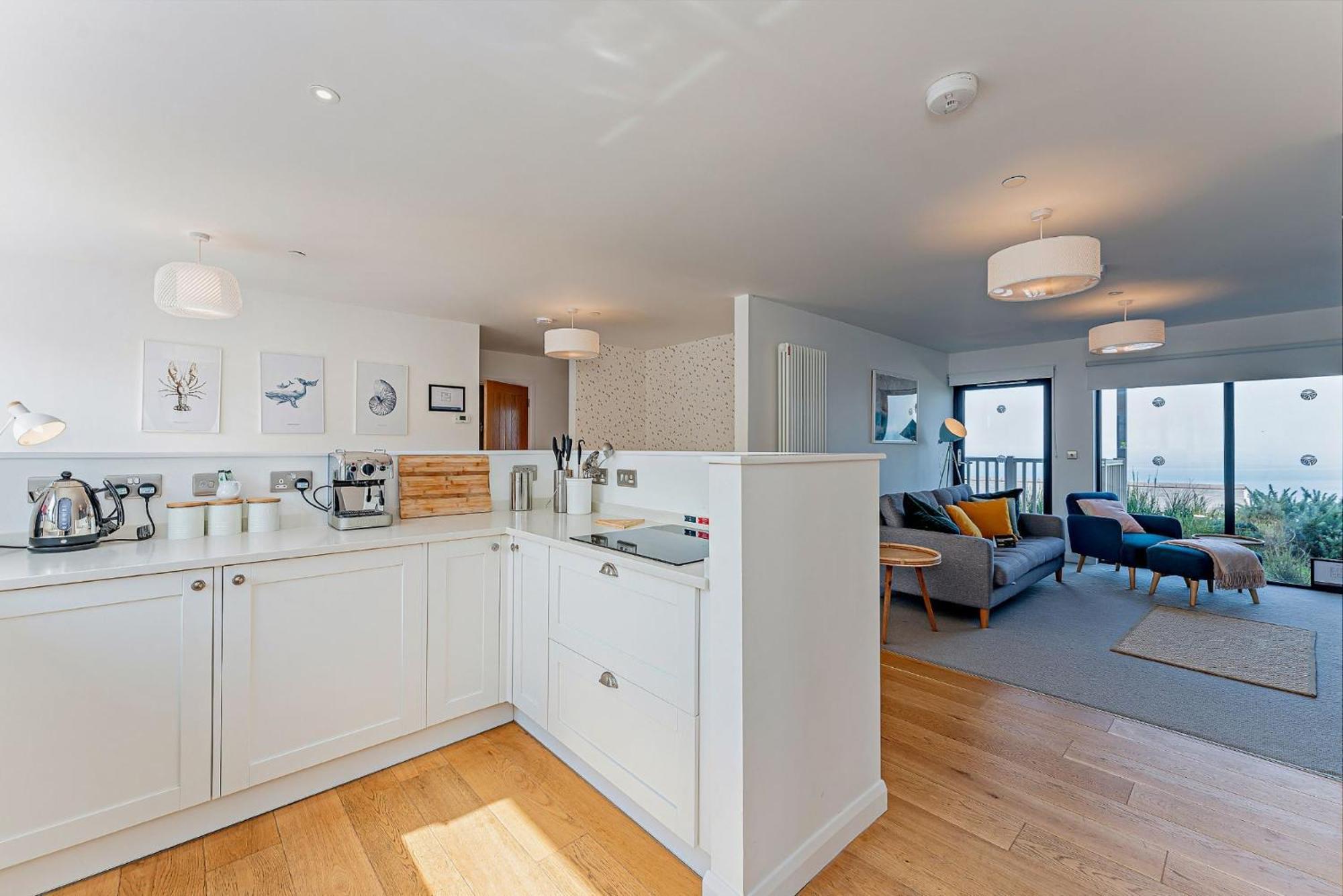 2 Bed Ground Floor Apartment - 11 Plas Pistyll Buitenkant foto